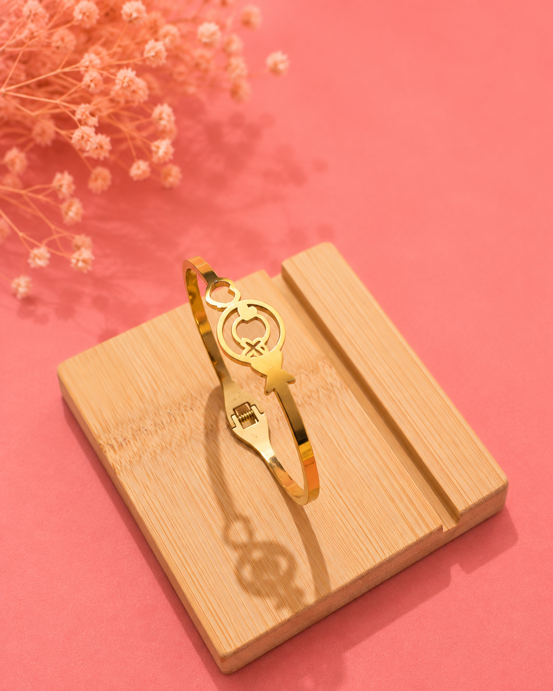 Queen's Aura Heart Charm Gold Bangle Bracelet
