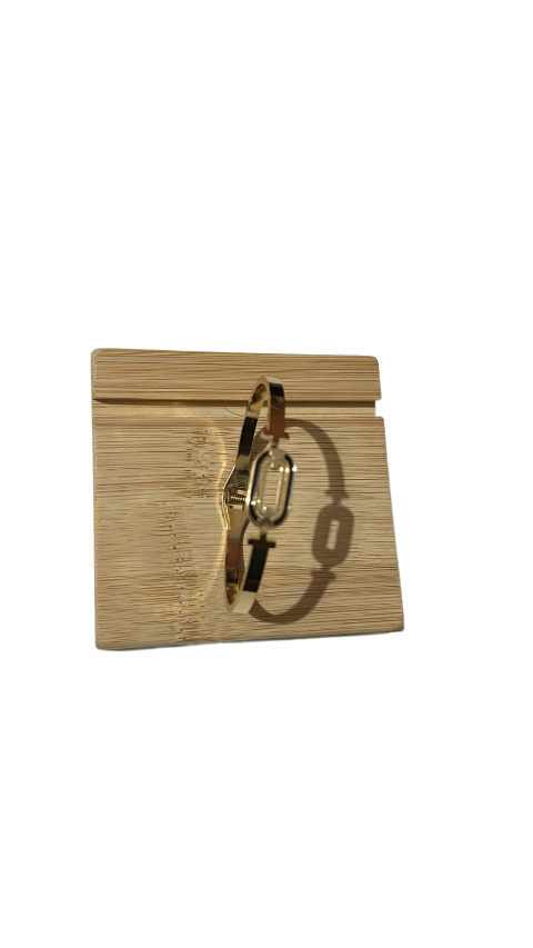 Queen's Noir Link Gold-Plated Statement Bracelet