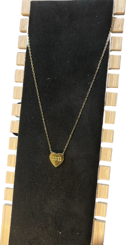 11:11 Heart Pendant Gold Necklace – Minimalist Lucky Charm Necklace for Women